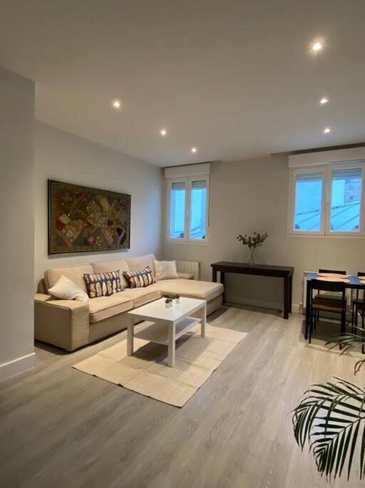 Centrico Y Moderno Apartamento En บิลเบา ภายนอก รูปภาพ